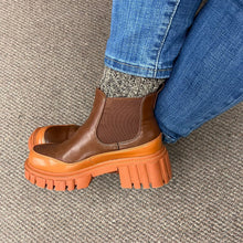 Load image into Gallery viewer, CHUNKY CHELSEA BOOTS